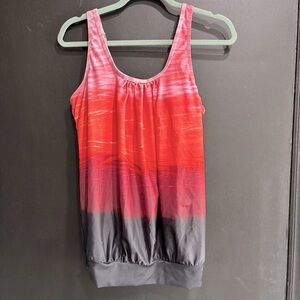 Rene Lion NWT tankini top women’s size M 4-6